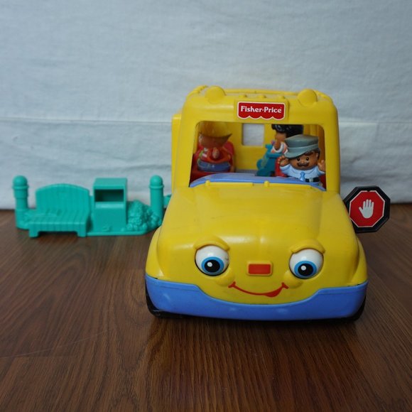 Fisher Price Little People School Bus - Picture 1 of 4